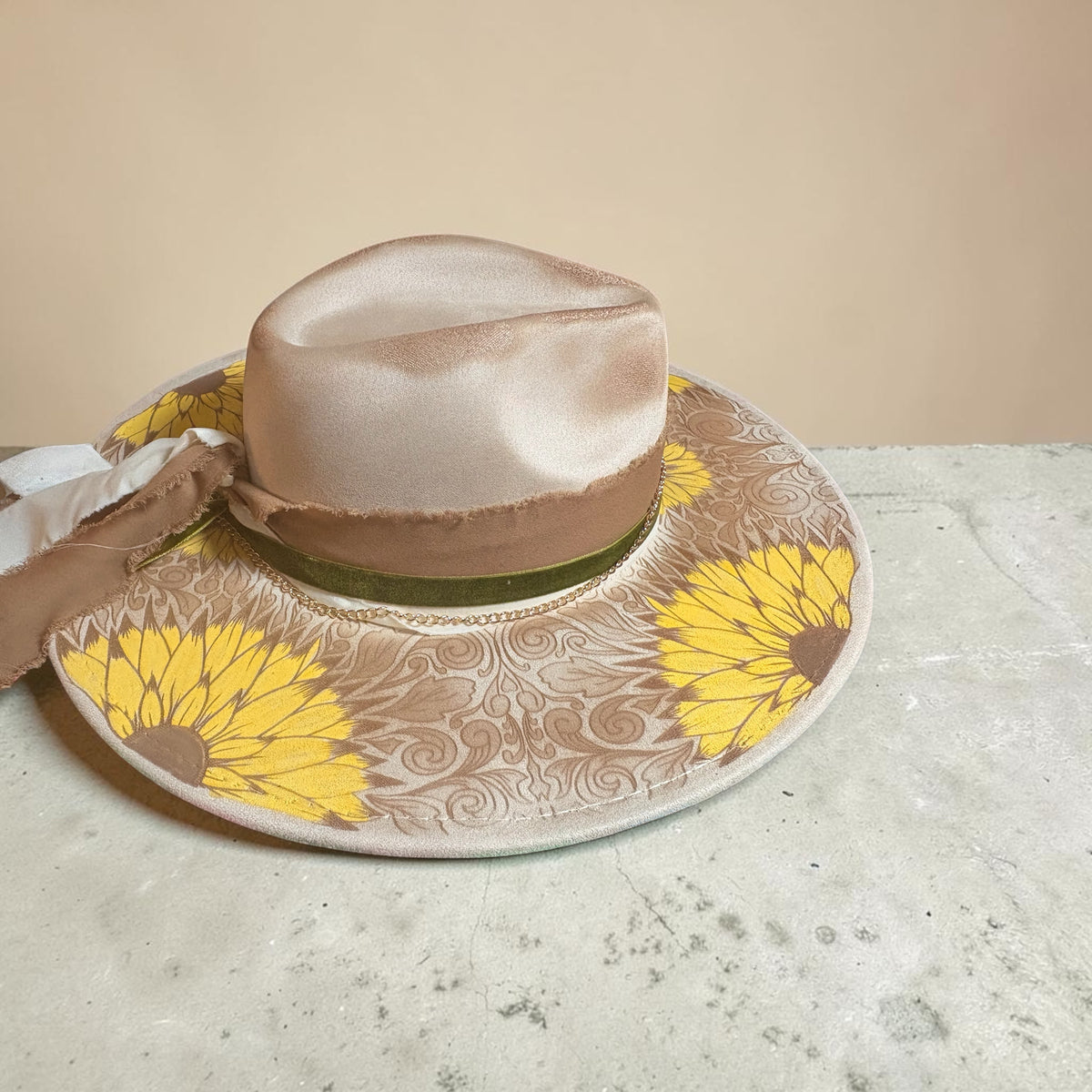 Sun-Drenched Filigree Engraved Hat